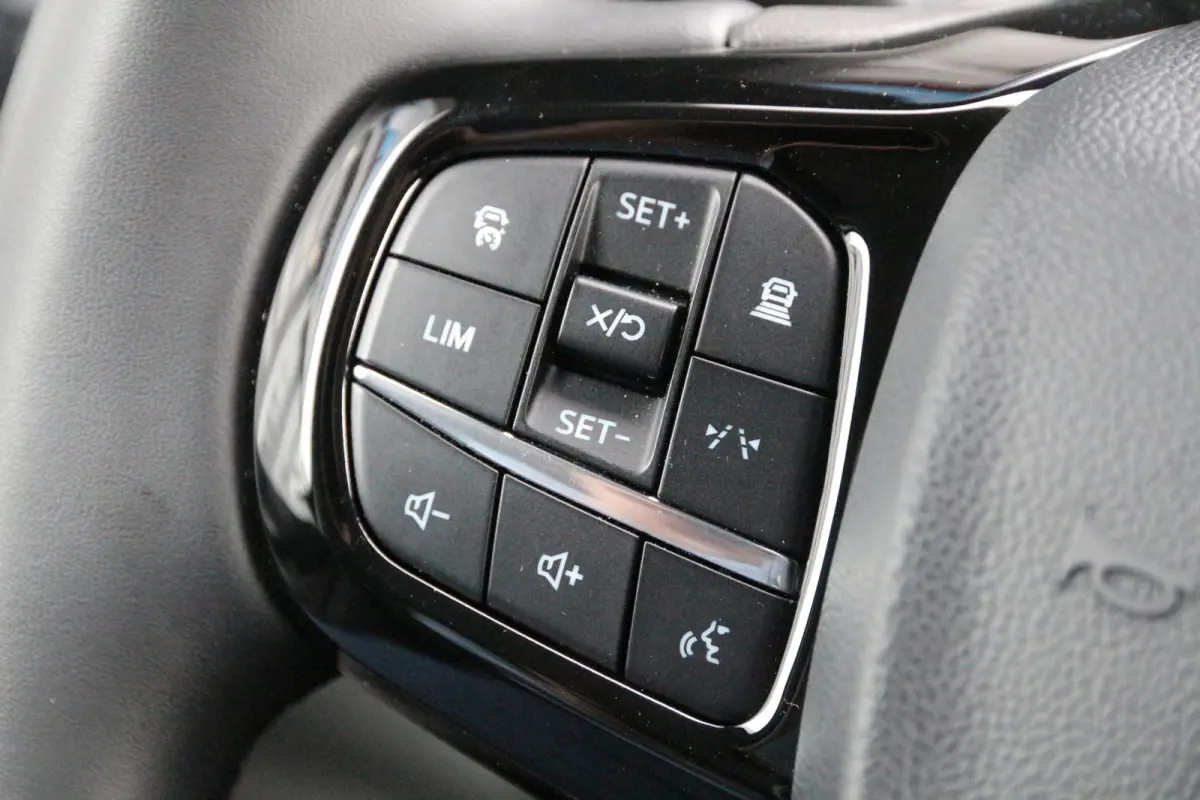 2.0 TDCI 136 | KAR-edition | LED | Camera | Navi | Clima..