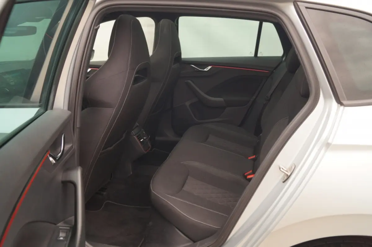 1.5 TSI 150pk DSG Sport Business -PANO-NAVI-ECC-DIGI-