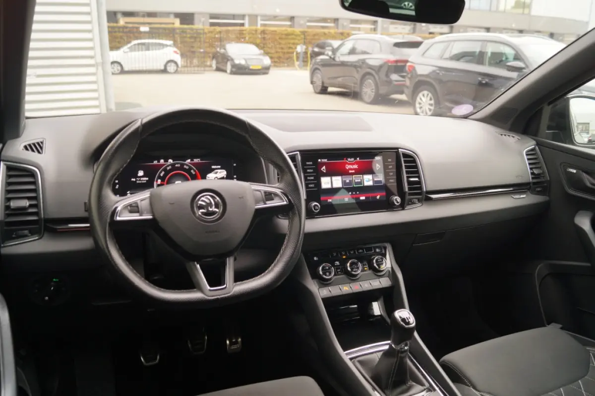 1.5 TSI 150pk Sportline Business -PANO-ECC-LED-NAVI-