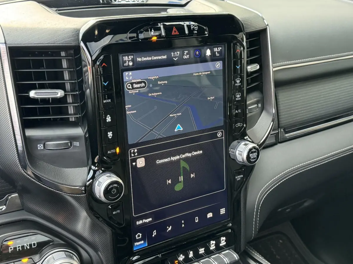 1500 4X4 5.7 V8 4x4 Crew Cab Limited,Head Up,digi dash,