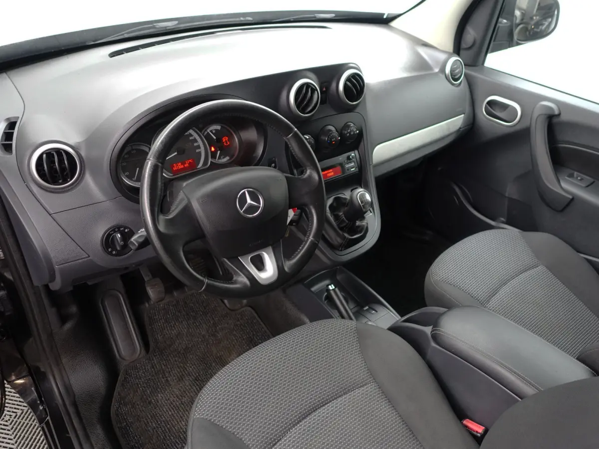 109 CDI BlueEFFICIENCY Prestige- Park Assist, Clima, Comfort Interieur, Bluetooth Audio, Grijs kenteken