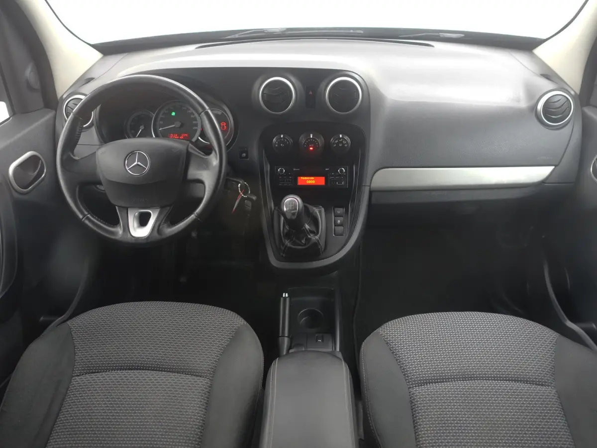 109 CDI BlueEFFICIENCY Prestige- Park Assist, Clima, Comfort Interieur, Bluetooth Audio, Grijs kenteken