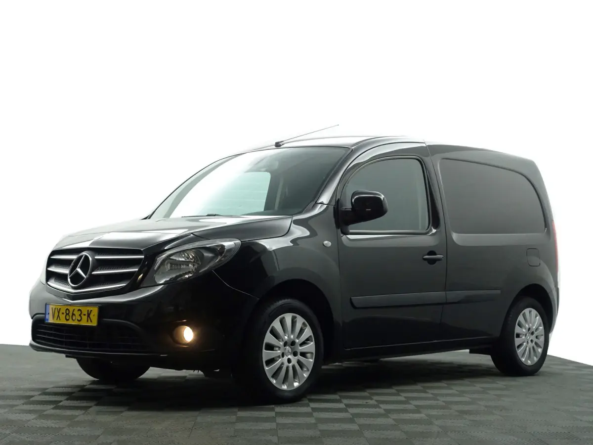 109 CDI BlueEFFICIENCY Prestige- Park Assist, Clima, Comfort Interieur, Bluetooth Audio, Grijs kenteken