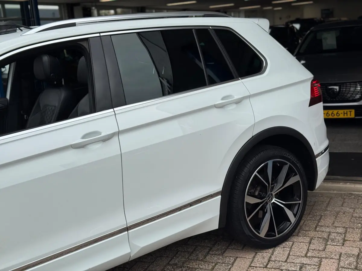 2.0 TSI 4Motion R-LINE 2021 AUT PANO NAP!