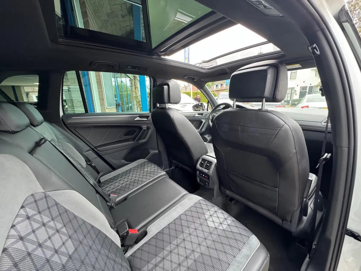 2.0 TSI 4Motion R-LINE 2021 AUT PANO NAP!