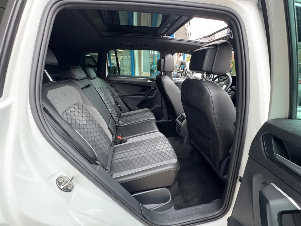 2.0 TSI 4Motion R-LINE 2021 AUT PANO NAP!
