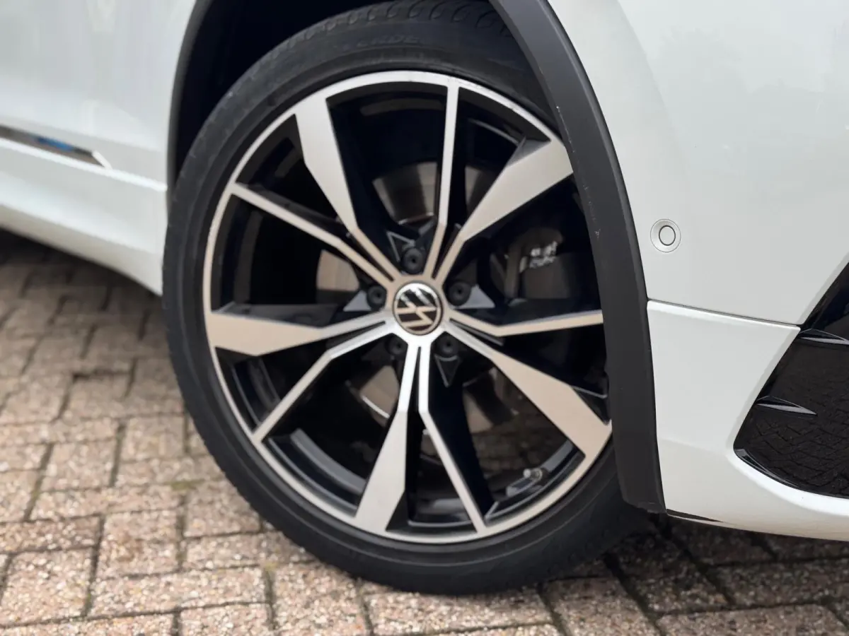 2.0 TSI 4Motion R-LINE 2021 AUT PANO NAP!