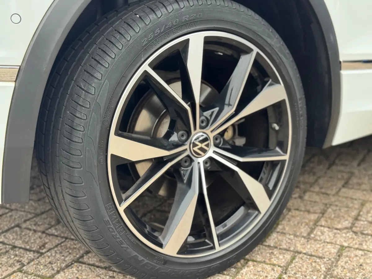 2.0 TSI 4Motion R-LINE 2021 AUT PANO NAP!
