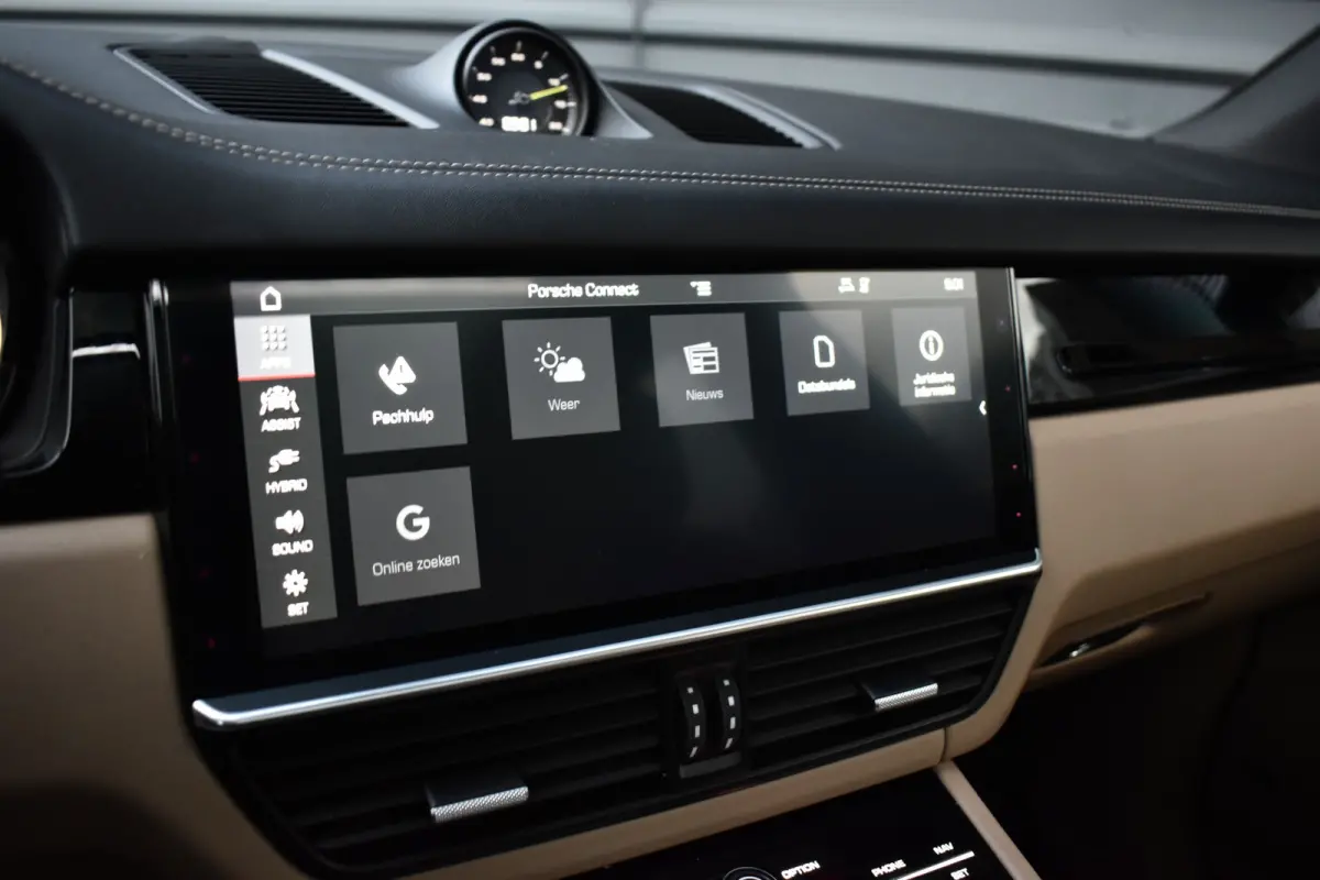 3.0 E-Hybrid 462pk Sport Chrono | Pano | Trekhaak | 360 Camera | Bose | Stuurverwarming | Luchtvering | Orig. NL |