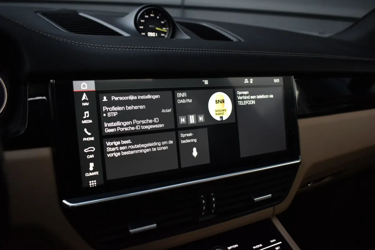 3.0 E-Hybrid 462pk Sport Chrono | Pano | Trekhaak | 360 Camera | Bose | Stuurverwarming | Luchtvering | Orig. NL |