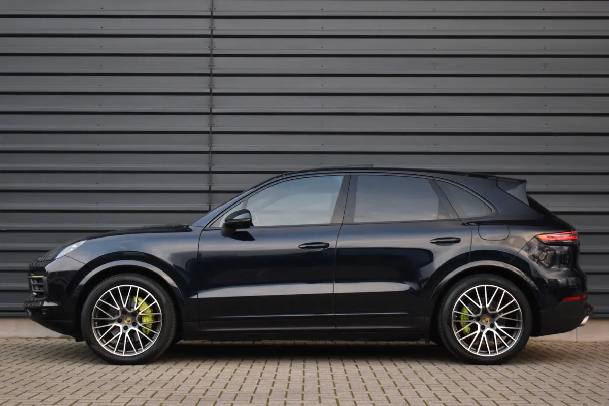 3.0 E-Hybrid 462pk Sport Chrono | Pano | Trekhaak | 360 Camera | Bose | Stuurverwarming | Luchtvering | Orig. NL |