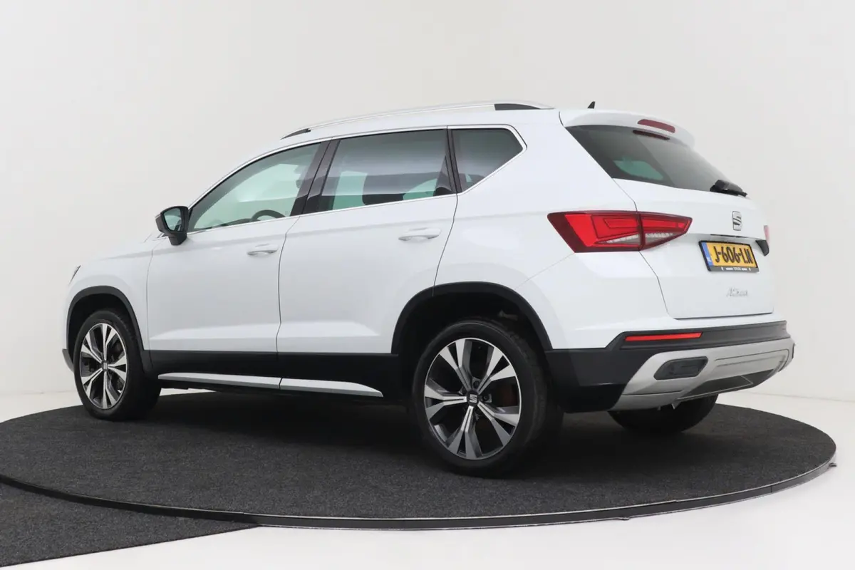 1.5 TSI Xperience Business Intense | Org NL | Dealer Ond. | Digital Cockpit | CarPlay | Stoelverwarming |