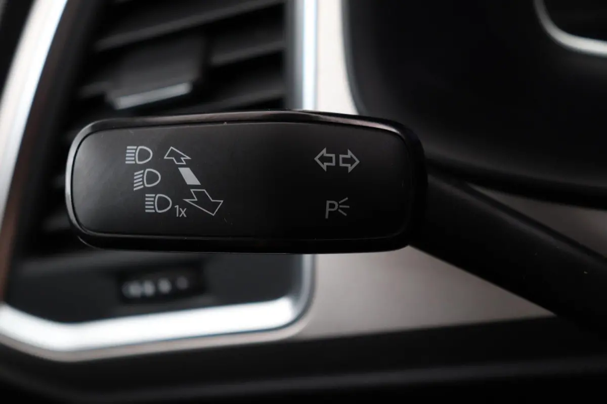 1.5 TSI Xperience Business Intense | Org NL | Dealer Ond. | Digital Cockpit | CarPlay | Stoelverwarming |