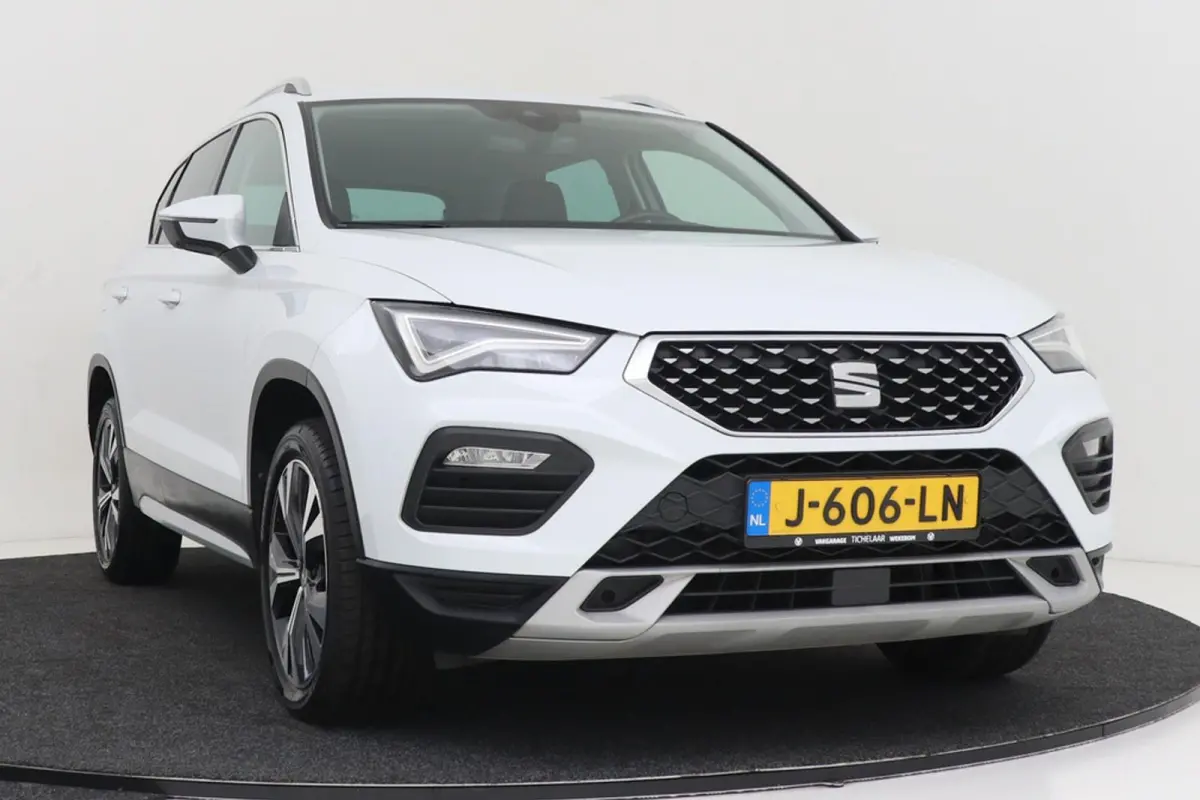 1.5 TSI Xperience Business Intense | Org NL | Dealer Ond. | Digital Cockpit | CarPlay | Stoelverwarming |