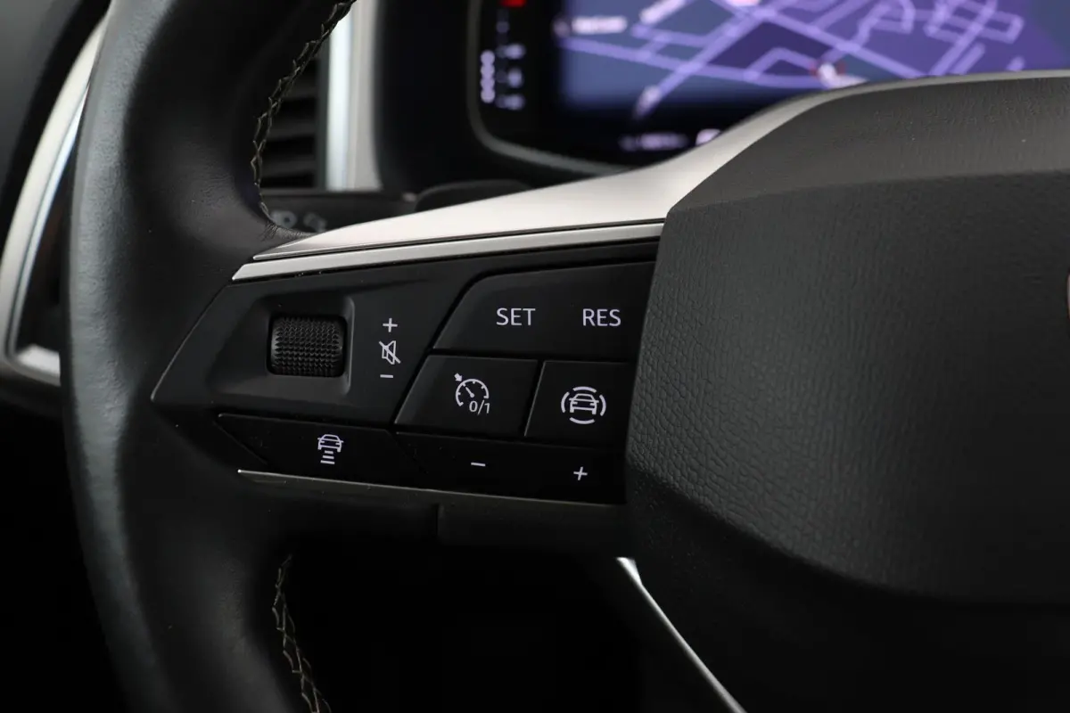 1.5 TSI Xperience Business Intense | Org NL | Dealer Ond. | Digital Cockpit | CarPlay | Stoelverwarming |