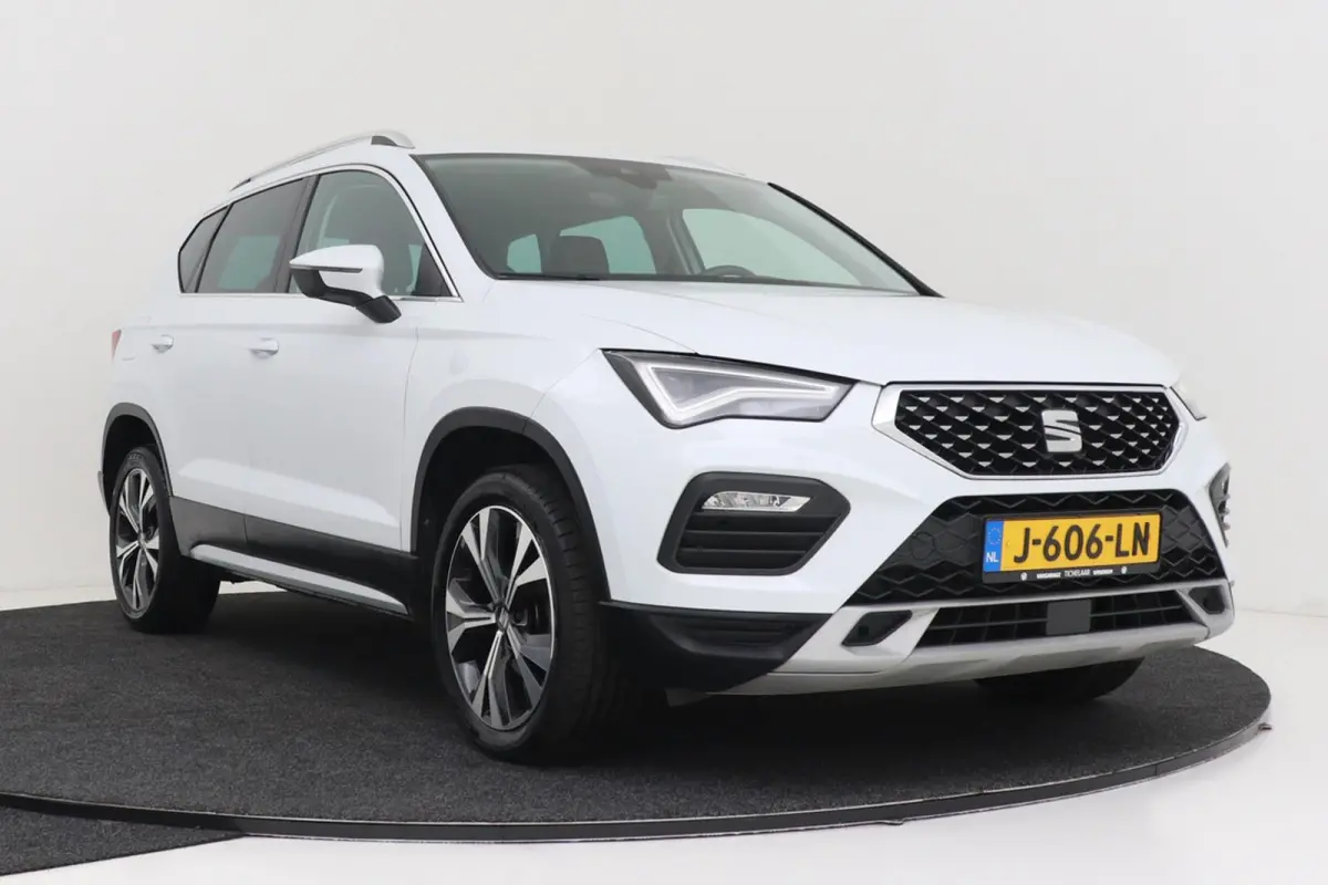 1.5 TSI Xperience Business Intense | Org NL | Dealer Ond. | Digital Cockpit | CarPlay | Stoelverwarming |