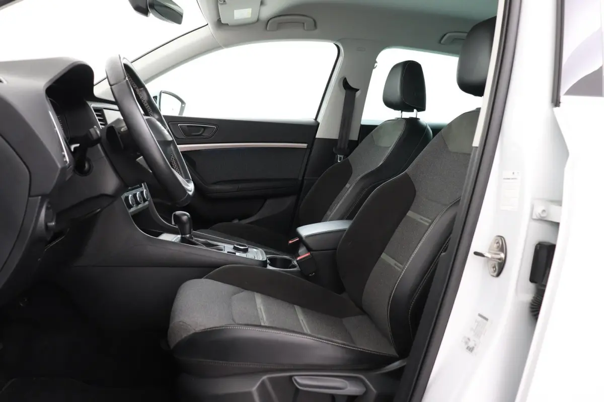 1.5 TSI Xperience Business Intense | Org NL | Dealer Ond. | Digital Cockpit | CarPlay | Stoelverwarming |