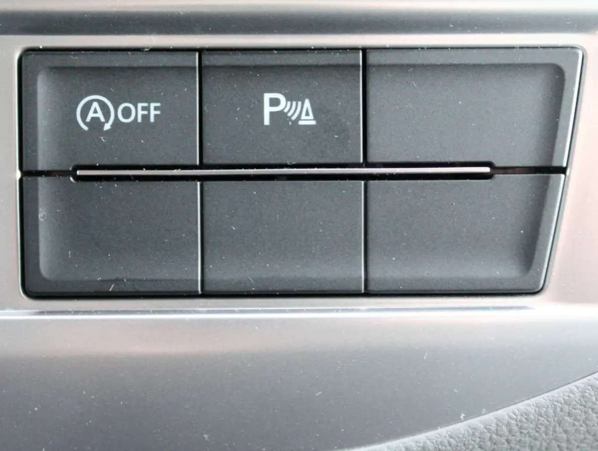 Caravelle 2.0 TDI L1 204 pk
