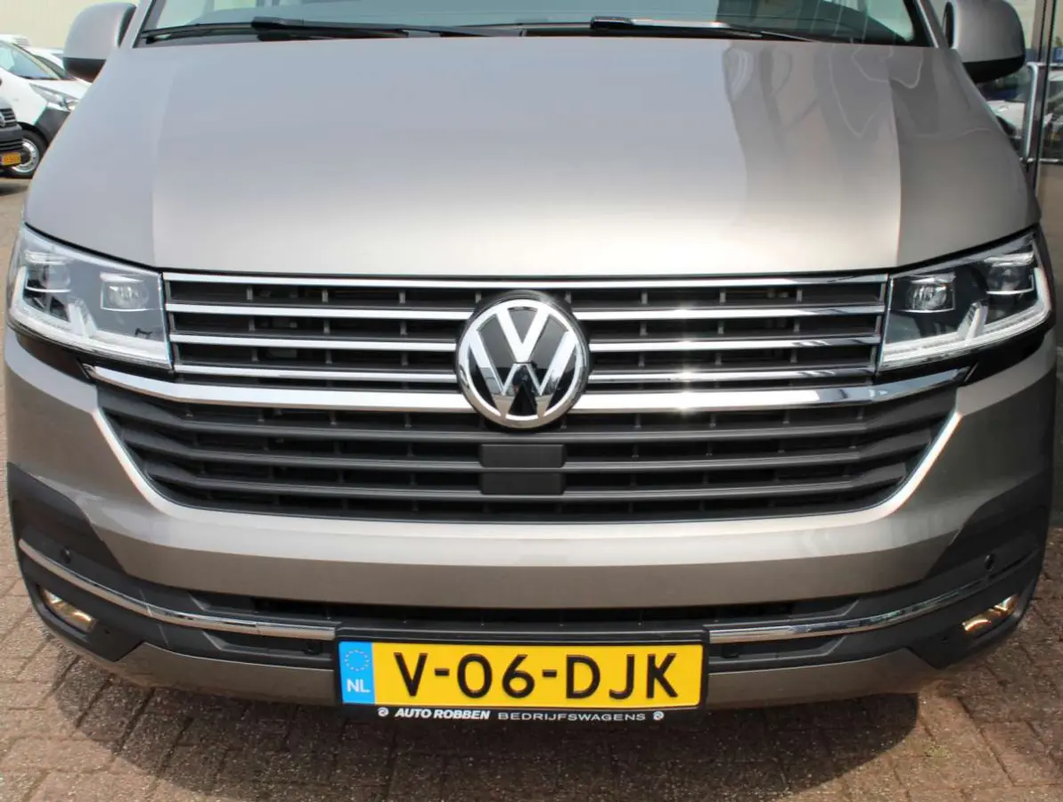 Caravelle 2.0 TDI L1 204 pk
