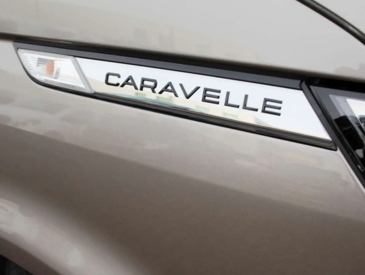 Caravelle 2.0 TDI L1 204 pk