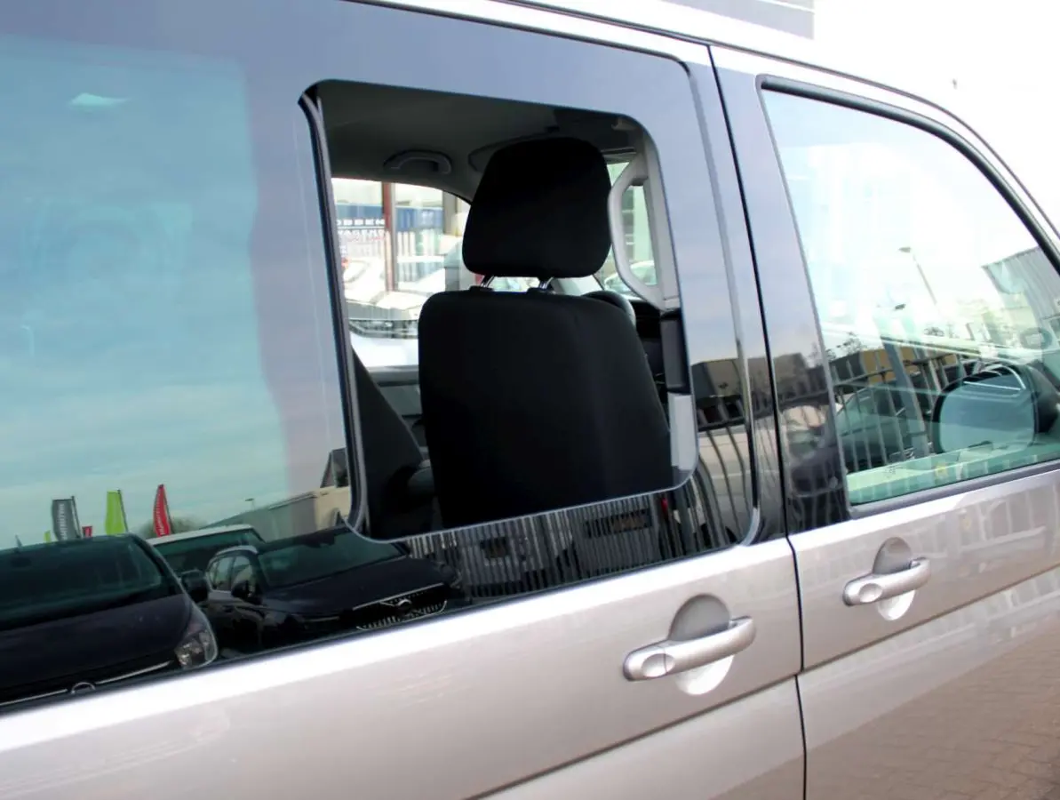 Caravelle 2.0 TDI L1 204 pk