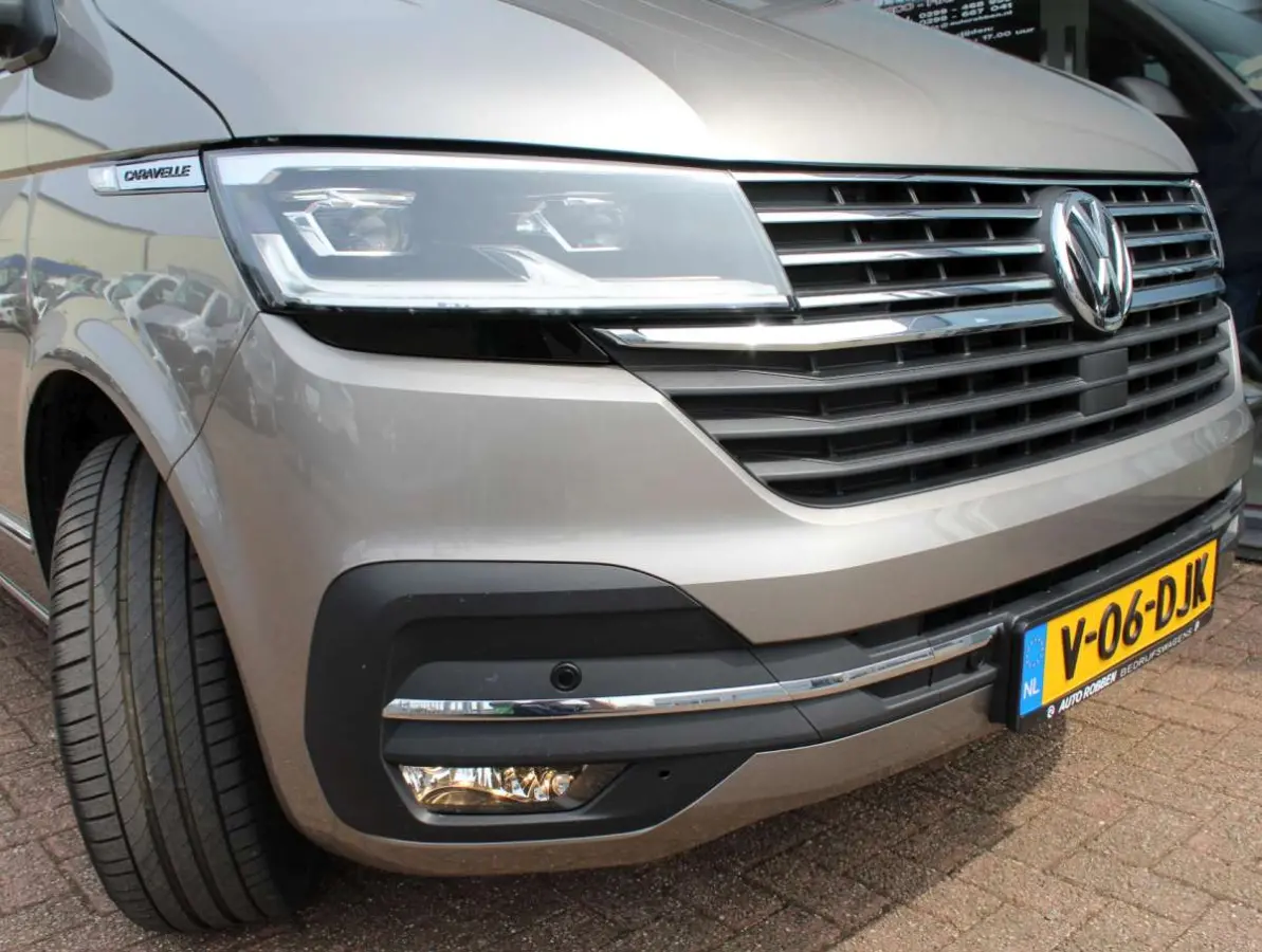Caravelle 2.0 TDI L1 204 pk