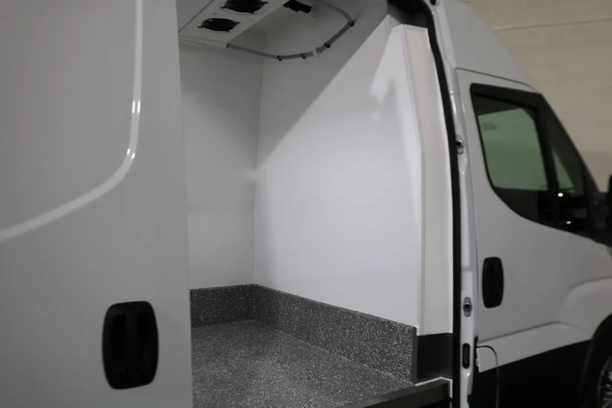 35S18 L4 H3 Hi-Matic Automaat Koelwagen Vrieswagen