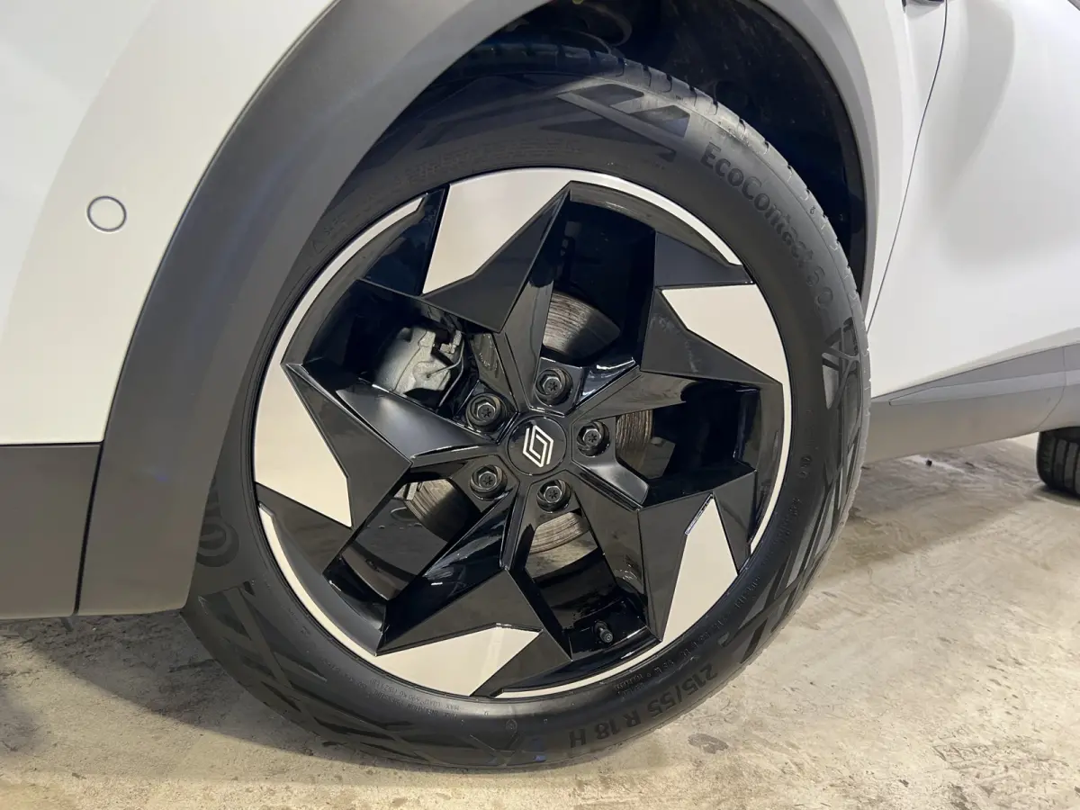 1.0 TCe 90 techno | Navigatie/Android/Apple Carplay | LM Velgen 18" | Achteruitrijcamera | PDC Voor en Achter | Airco |