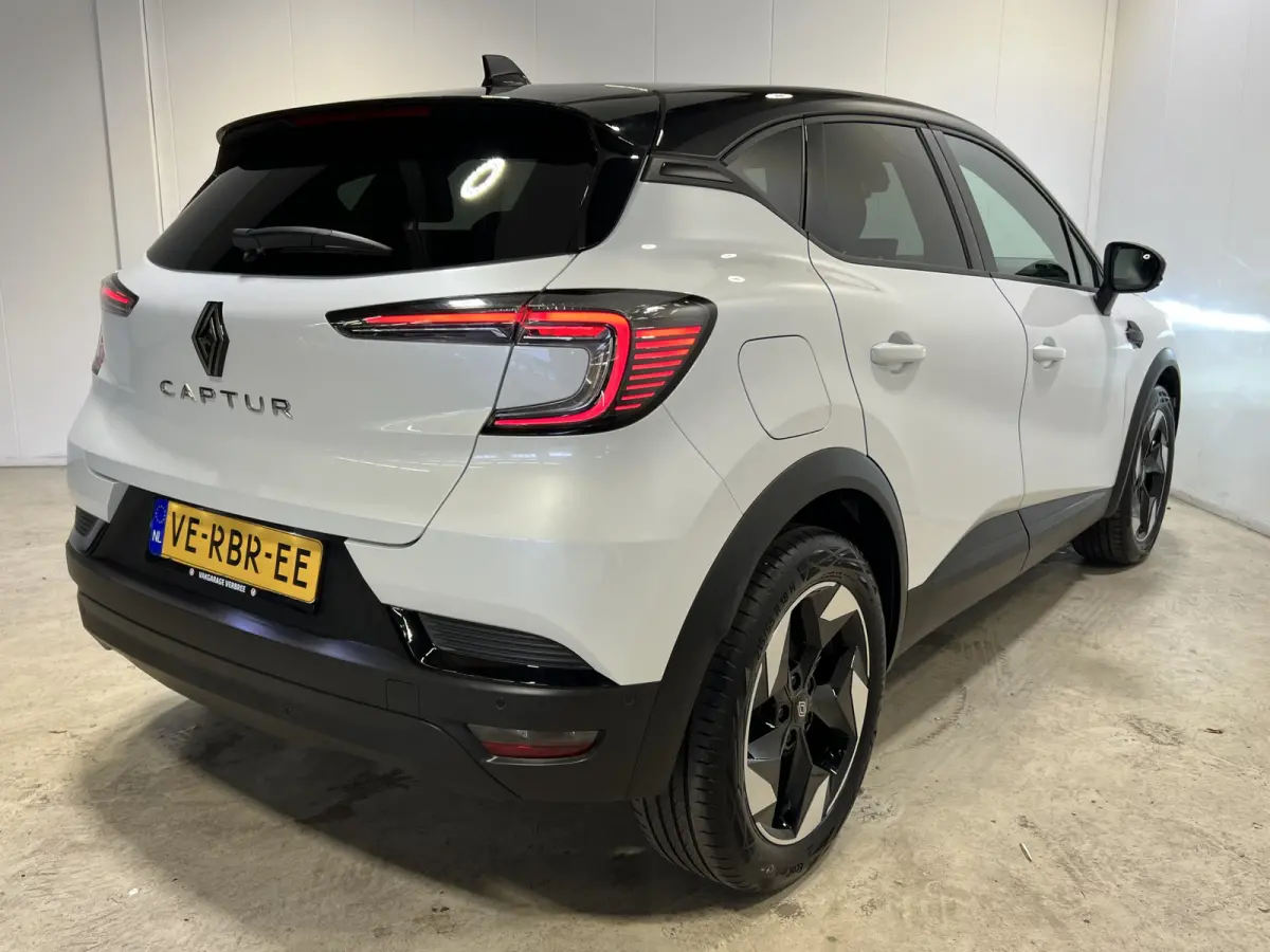 1.0 TCe 90 techno | Navigatie/Android/Apple Carplay | LM Velgen 18" | Achteruitrijcamera | PDC Voor en Achter | Airco |