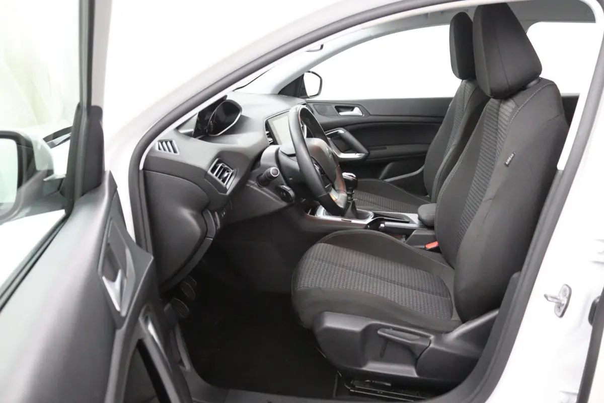 1.2 *110PK*ECC*NAVI*CAM*HAAK*CRUISE*CARPLAY*