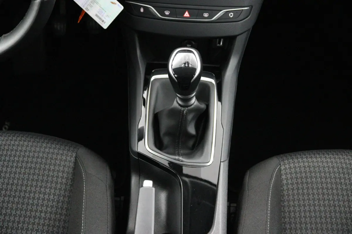 1.2 *110PK*ECC*NAVI*CAM*HAAK*CRUISE*CARPLAY*