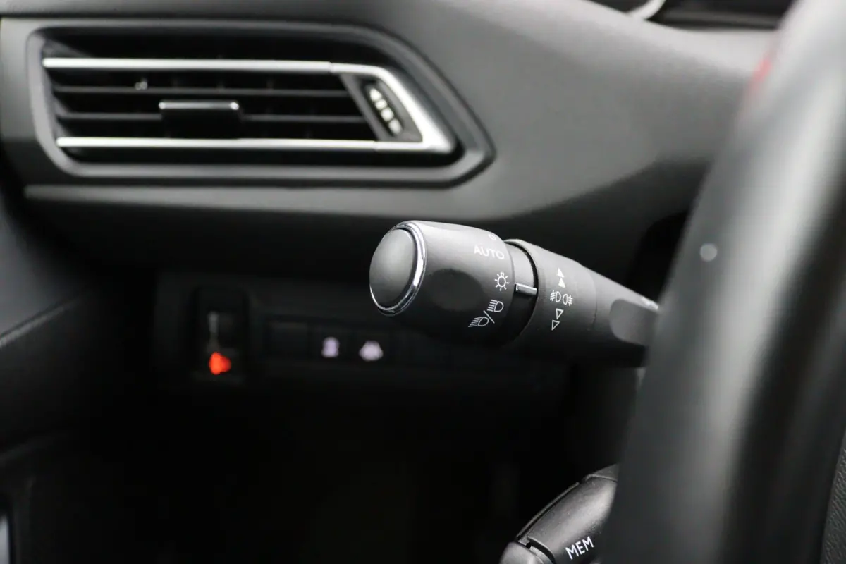 1.2 *110PK*ECC*NAVI*CAM*HAAK*CRUISE*CARPLAY*