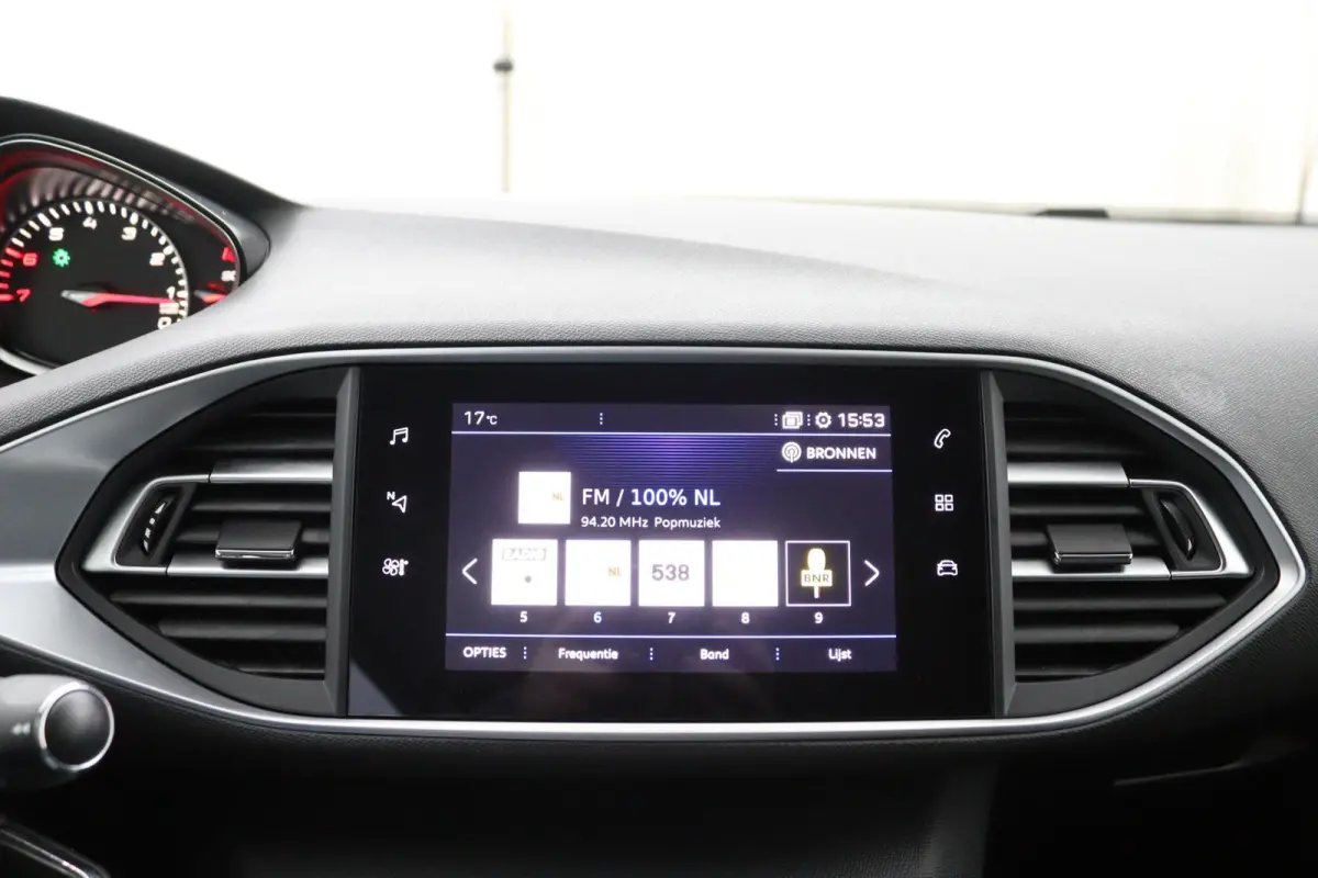 1.2 *110PK*ECC*NAVI*CAM*HAAK*CRUISE*CARPLAY*