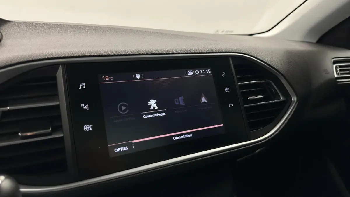 1.2 PureTech Blue Lease Executive PANO CARPLAY NAVI.