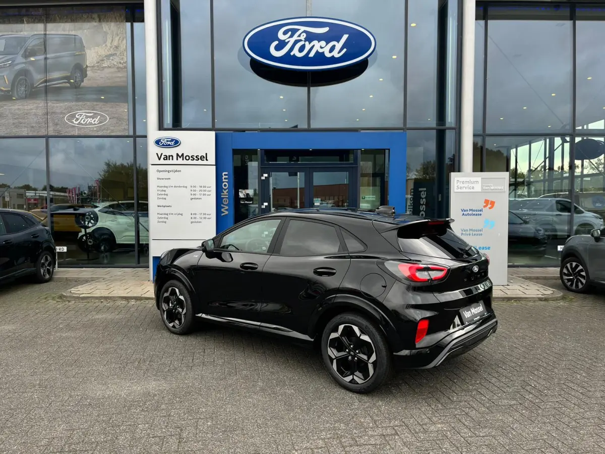 ST-Line X 1.0 EcoBoost Te bestellen | €4000 Ford voordeel | Sync 4 | 18'' lichtmetalen velgen | Adaptive cruisecontrol | Dodehoekdetectie | Winter pack | Climate control | Achteruitrijcame