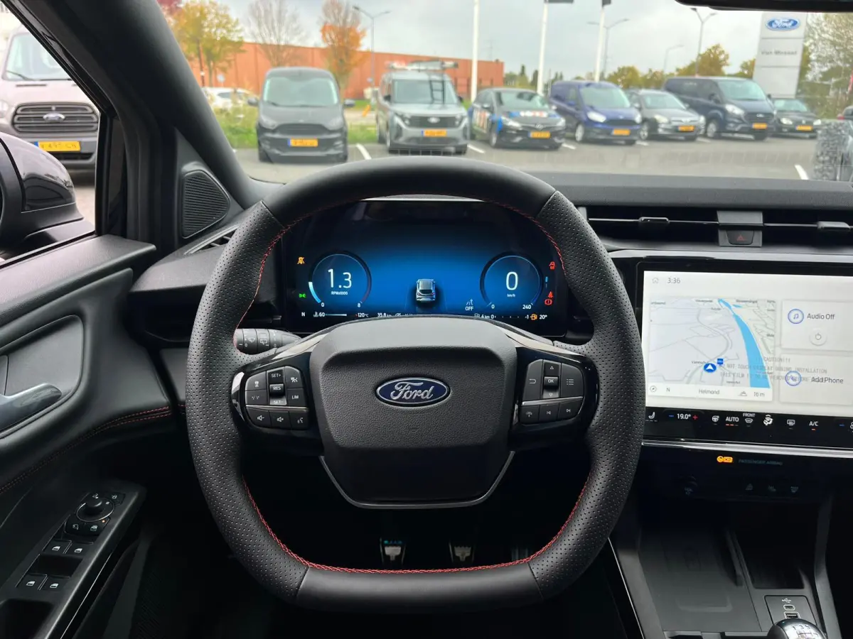 ST-Line X 1.0 EcoBoost Te bestellen | €4000 Ford voordeel | Sync 4 | 18'' lichtmetalen velgen | Adaptive cruisecontrol | Dodehoekdetectie | Winter pack | Climate control | Achteruitrijcame