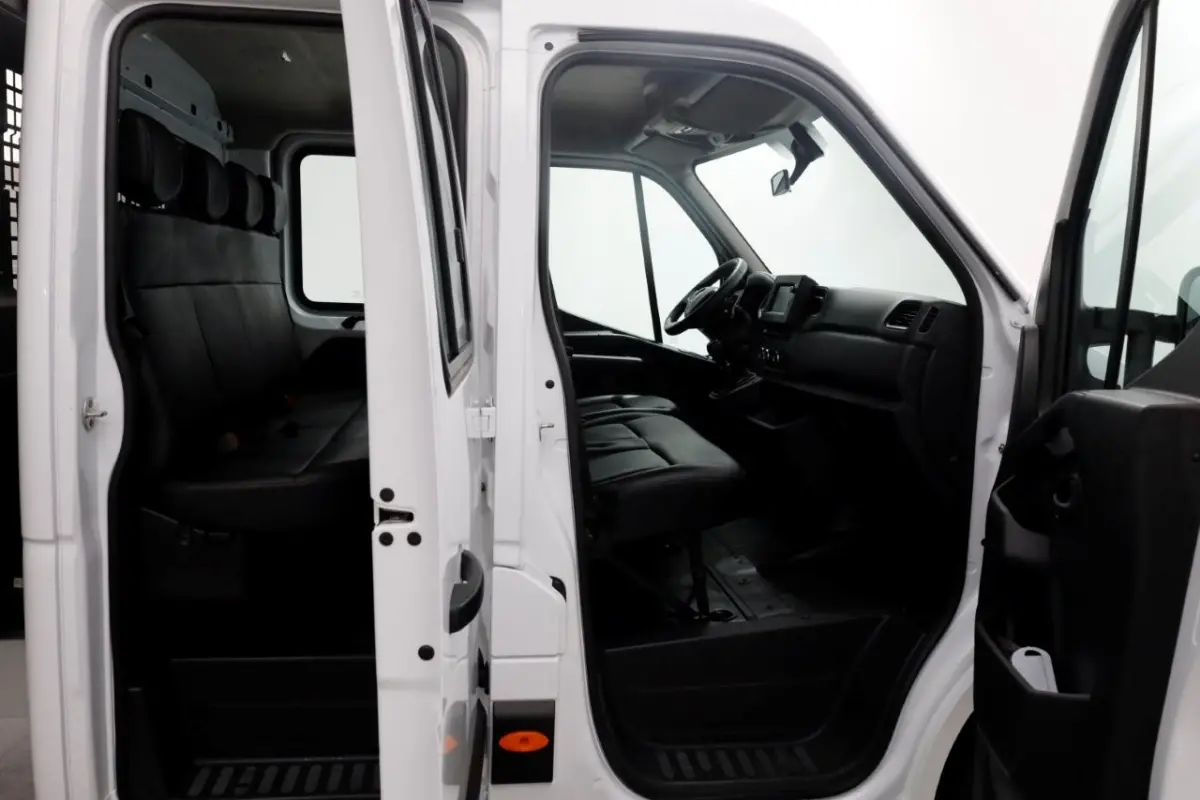 T35 2.3 dCi 145pk L3 D.C. Kipper met hoge boorden 11-2022