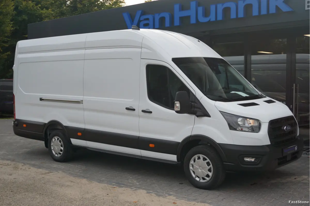 350L 105PK L4H3 BPM VRIJ!! Navi, 360° Camera, Adap. Cruise, Stoel-Stoel!! NR.  A3