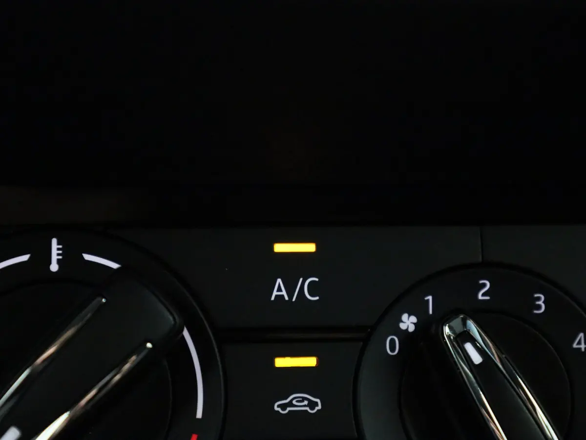 1.0 TSI Selection 115 PK AUTOMAAT |  Virtual Cockpit | Airco | Parkeersensoren | Apple carplay & Android auto | Keyless start | Lane Assist |