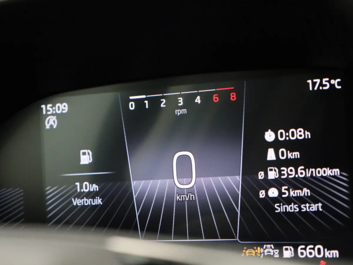 1.0 TSI Selection 115 PK AUTOMAAT |  Virtual Cockpit | Airco | Parkeersensoren | Apple carplay & Android auto | Keyless start | Lane Assist |