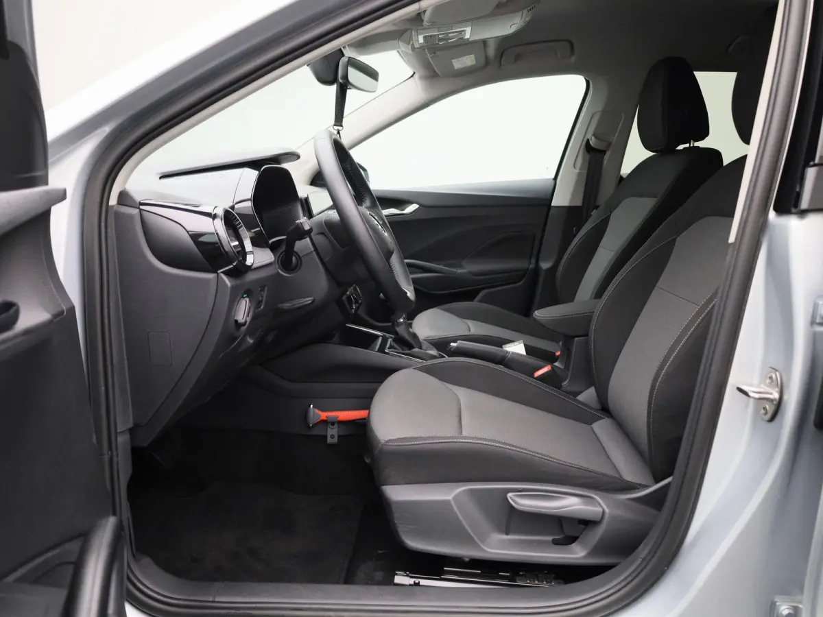 1.0 TSI Selection 115 PK AUTOMAAT |  Virtual Cockpit | Airco | Parkeersensoren | Apple carplay & Android auto | Keyless start | Lane Assist |