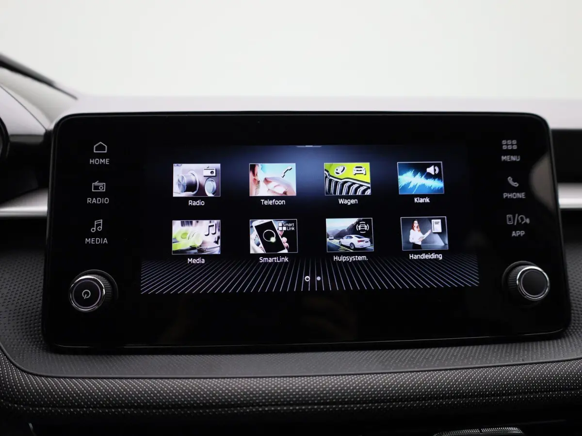 1.0 TSI Selection 115 PK AUTOMAAT |  Virtual Cockpit | Airco | Parkeersensoren | Apple carplay & Android auto | Keyless start | Lane Assist |