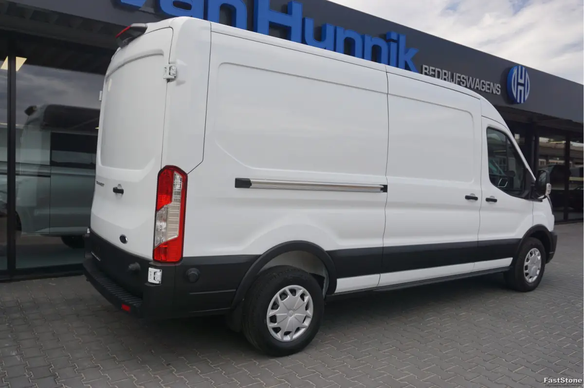 350L 130PK AUT L3H2 BPM VRIJ!! 12" Sync 4 Navi,, 270° Deur, 230V Omvormer!! NR. A77