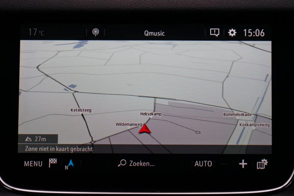1.2 Turbo Business Elegance, CarPlay, cam.