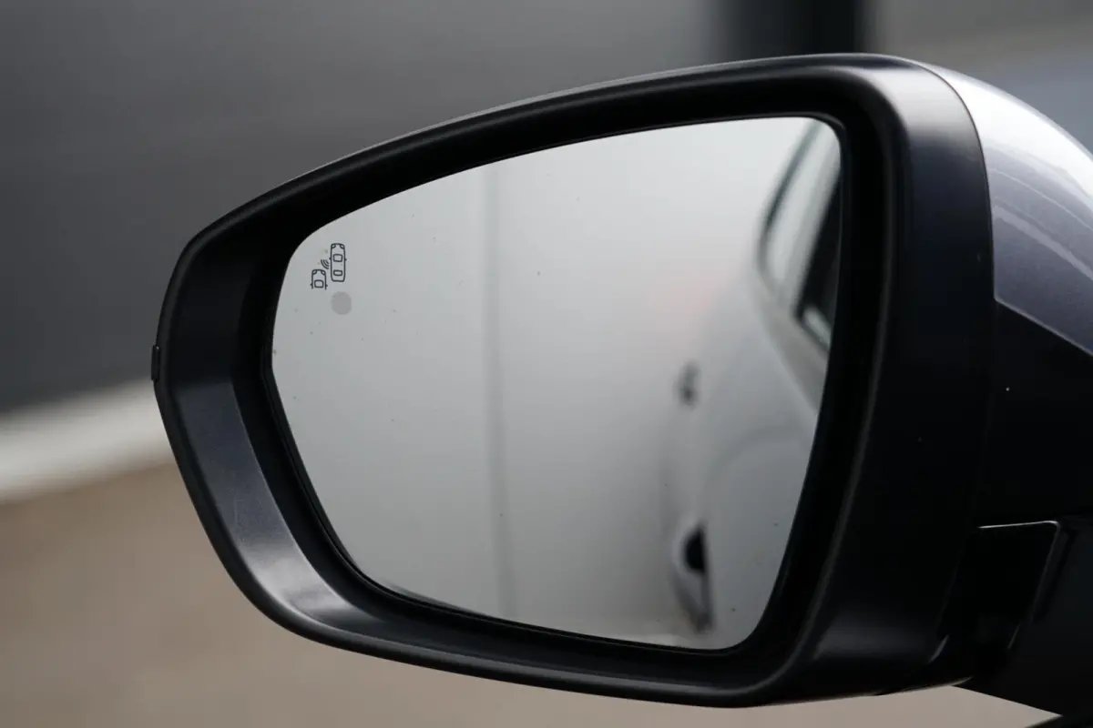 1.2 Turbo Business Elegance, CarPlay, cam.