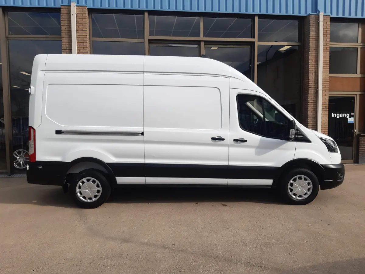 2.0 TDCI 96Kw/130Pk L3H2 Airco Cruisecontrol Achteruitrijcamera 270graden doordraai achterdeuren