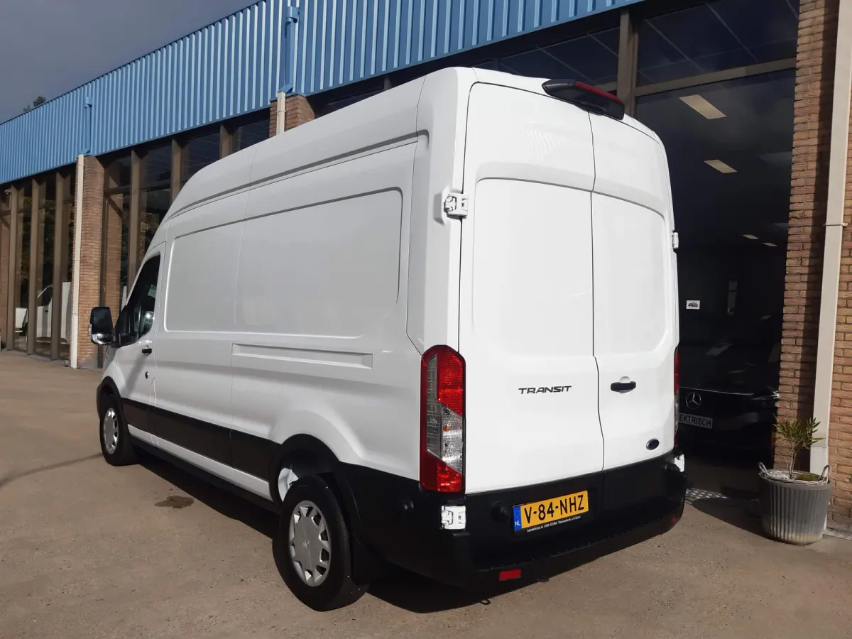 2.0 TDCI 96Kw/130Pk L3H2 Airco Cruisecontrol Achteruitrijcamera 270graden doordraai achterdeuren