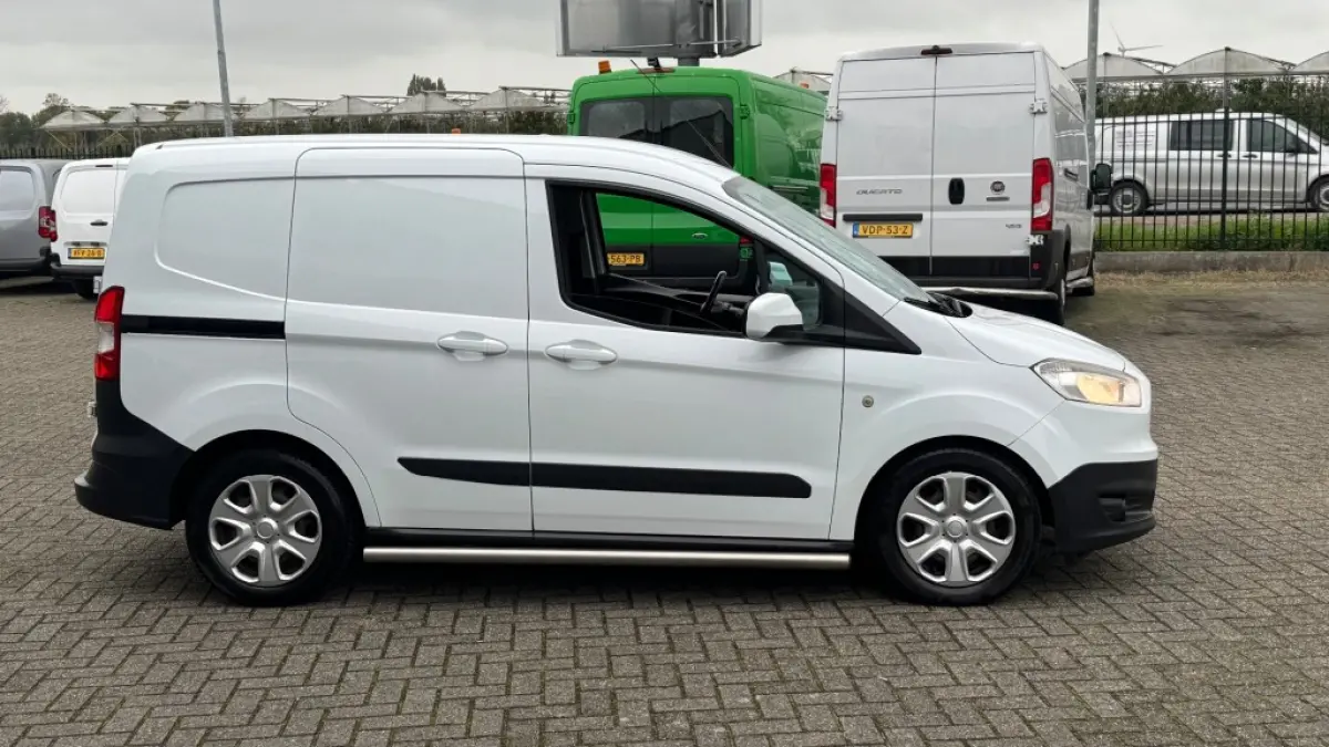 1.5 TDCI 55KW 75PK EURO 6 AIRCO/ TREKHAAK// SCHUIFDEUR/ 100% DEALERONDERHOUDEN
