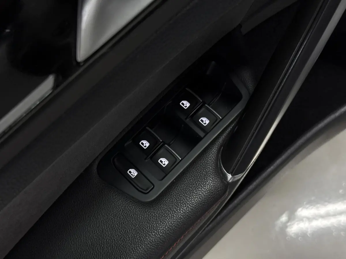 2.0 GTI Clubsport | NL | Pano | DynAudio