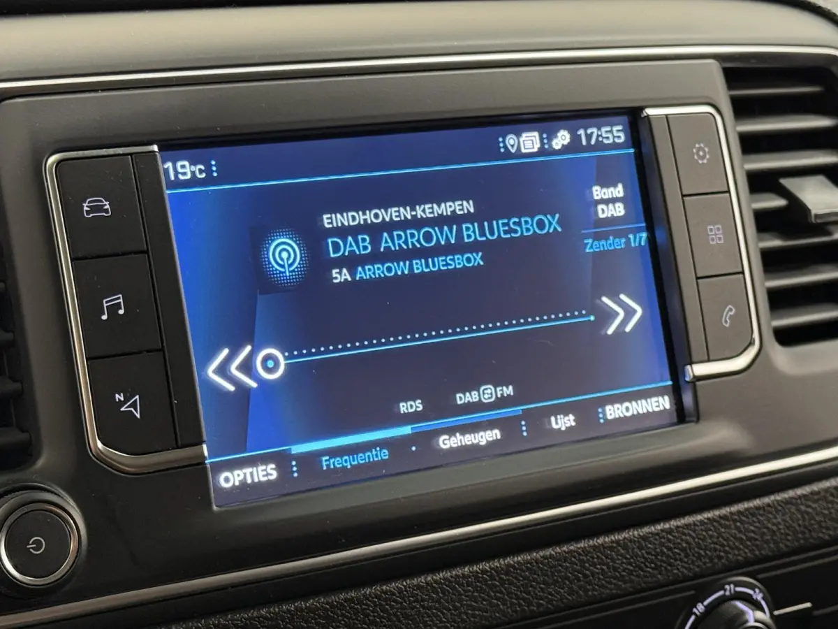 2.0 BlueHDI 180PK Long Dubbele Cabine Automaat Airco Bluetooth LM Velgen Look pakket